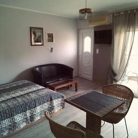 Minimal & Cozy Στουντιο Με Δωρεαν Χωρο Σταθμευσησ Kavála Exterior photo